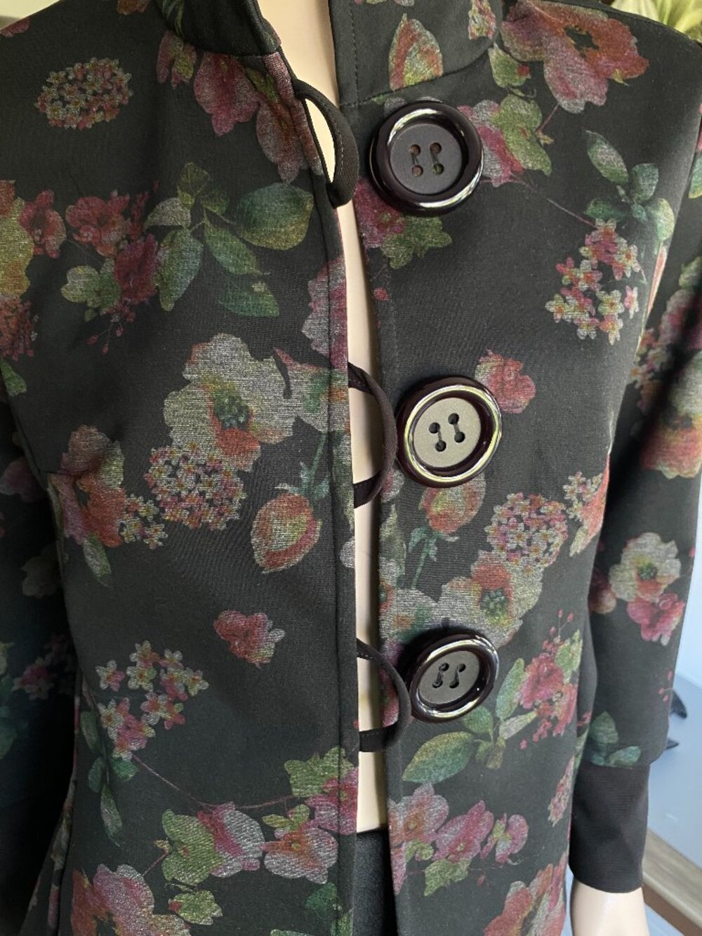 Zooni Made In Canada Statement Jacket Big Button Floral Art To Wear S/M Autumn - Picture 5 of 14